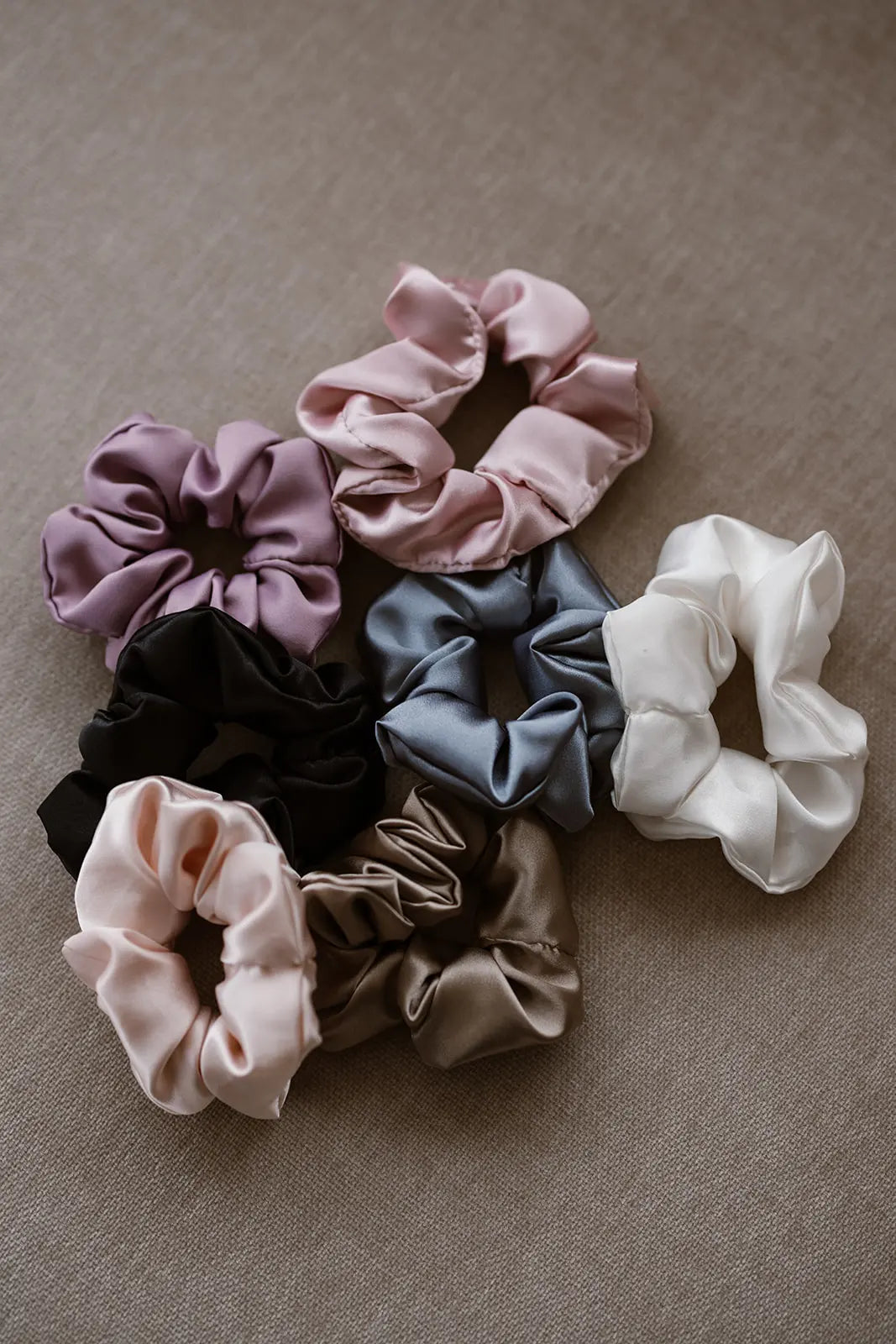 ALINE™｜Satijnen Scrunchies